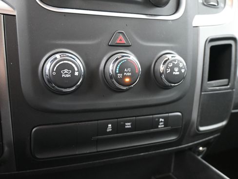 Used 2024 RAM 1500 Classic Warlock image 14