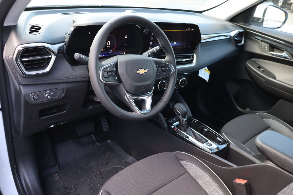 New 2026 Chevrolet TrailBlazer LT w/ Convenience Package AWD/4WD image 6