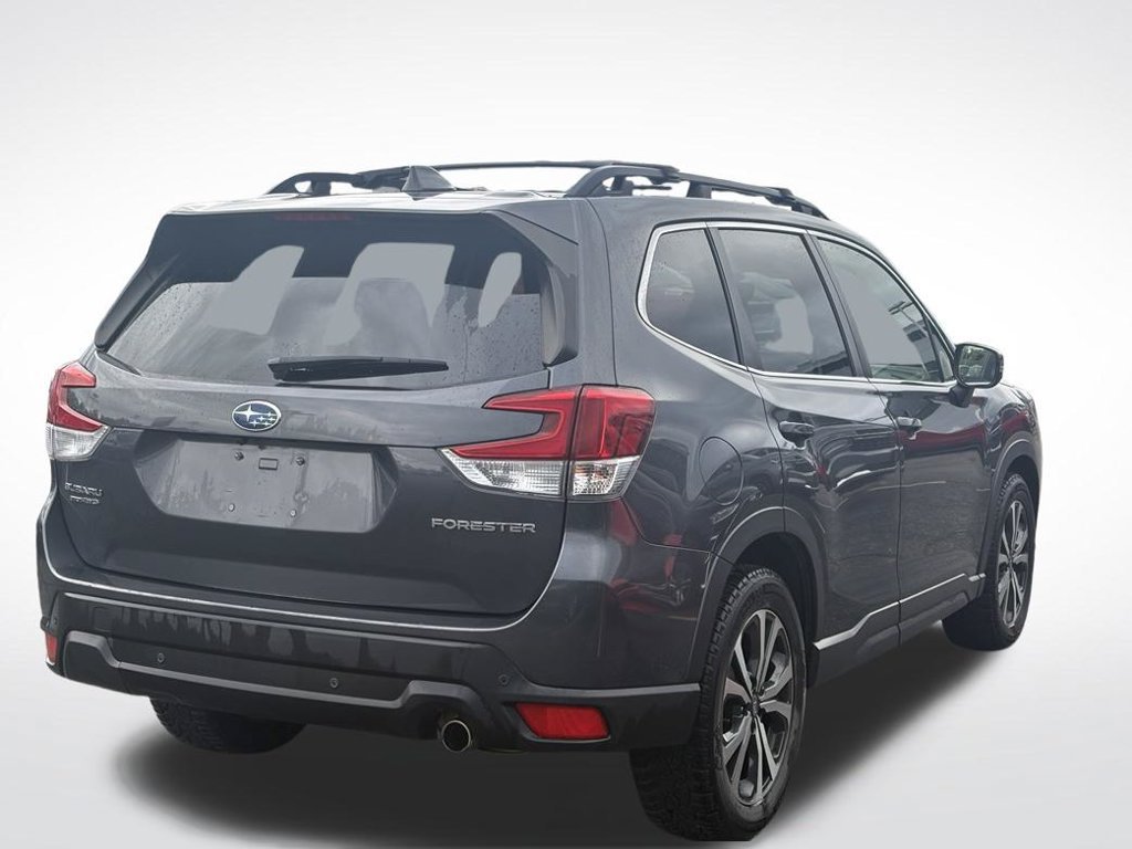 Used 2022 Subaru Forester Limited AWD/4WD image 4