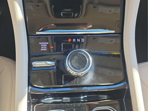 Used 2021 Jeep Grand Cherokee L Limited AWD/4WD image 18