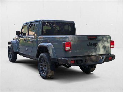 New 2025 Jeep Gladiator Sport image 7