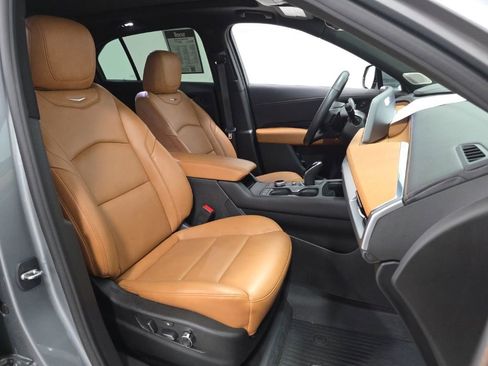 Used 2024 Cadillac XT4 Sport image 19