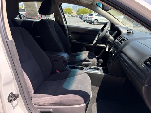 Used 2009 Ford Fusion SE FWD image 28