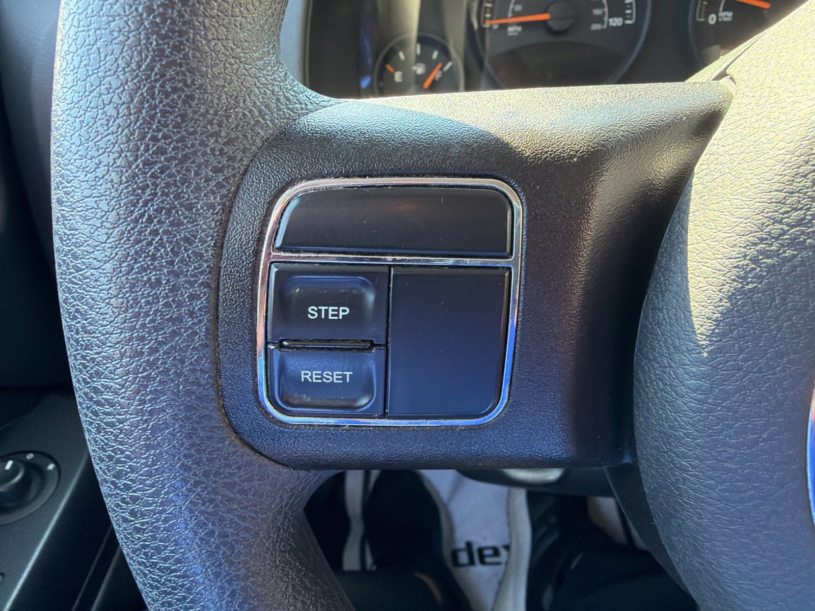 Used 2015 Jeep Patriot Sport w/ Power Value Group AWD/4WD image 10