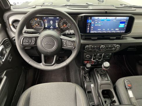 Used 2026 Jeep Wrangler Unlimited Sport AWD/4WD image 11