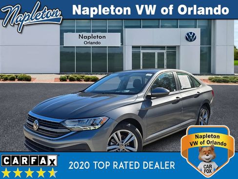 Used 2024 Volkswagen Jetta SE image 34