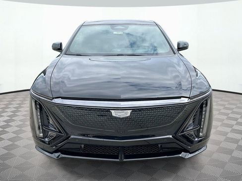 New 2026 Cadillac Lyriq V AWD/4WD image 2