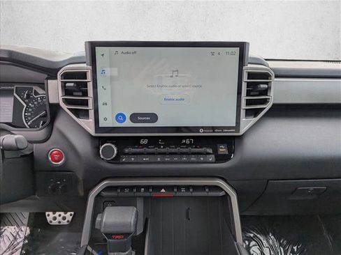 Used 2022 Toyota Tundra Limited image 12