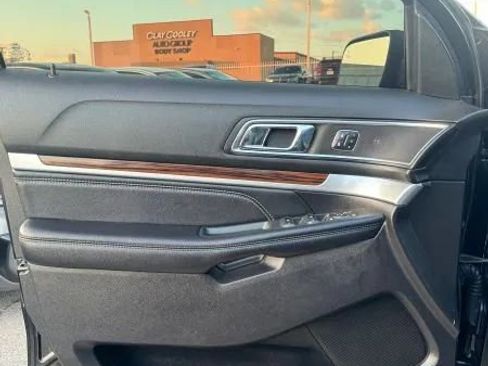 Used 2018 Ford Explorer Limited w/ Equipment Group 301A image 19