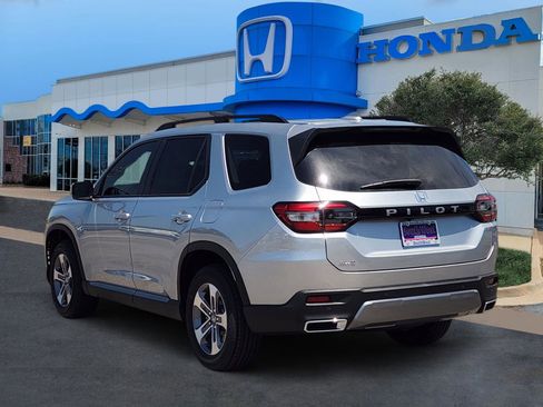 New 2026 Honda Pilot EX-L image 4