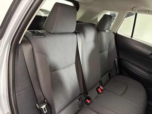 Used 2024 Toyota Corolla Cross LE w/ Moonroof Package FWD image 24