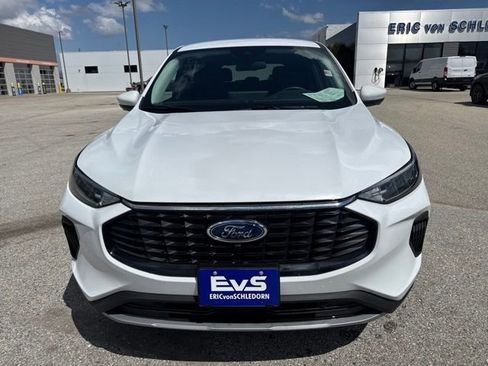 Used 2024 Ford Escape Active w/ Tech Pack #2 AWD/4WD image 8