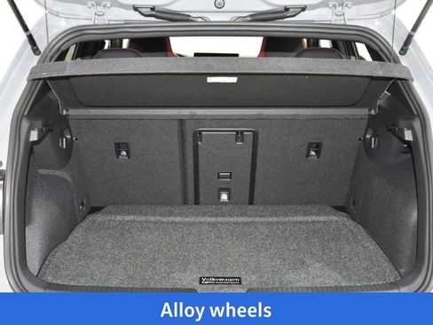 New 2026 Volkswagen GTI SE image 27