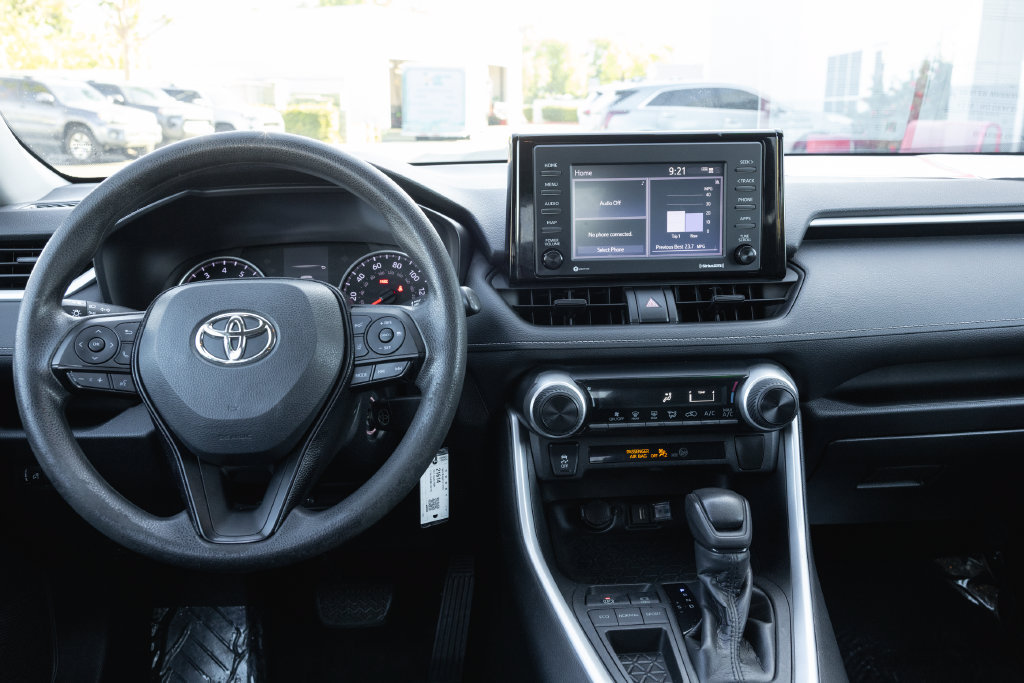 Certified 2021 Toyota RAV4 LE FWD image 26