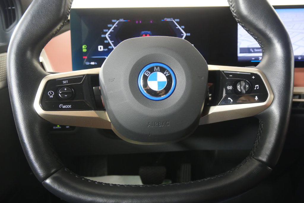 Used 2024 BMW iX M60 AWD/4WD image 22