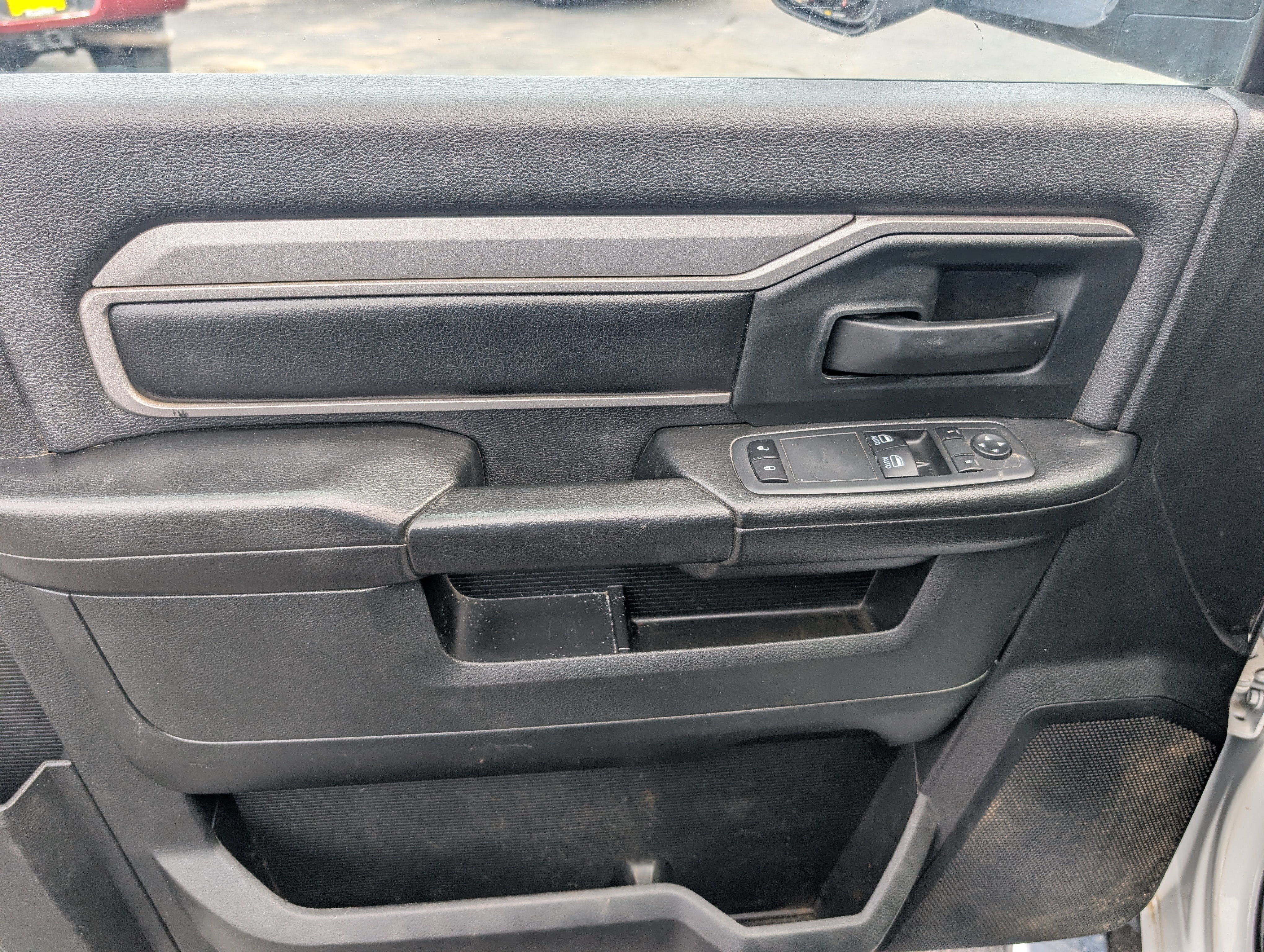 Used 2020 RAM 5500 Tradesman AWD/4WD image 13