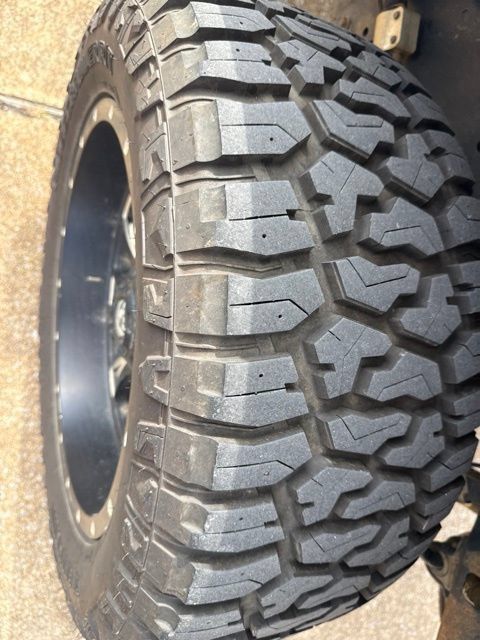 Used 2013 Jeep Wrangler Unlimited Rubicon w/ Connectivity Group AWD/4WD image 17