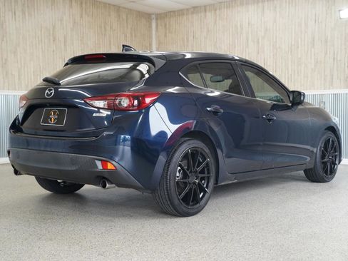 Used 2016 MAZDA MAZDA3 s Grand Touring w/ Technology Package FWD image 10