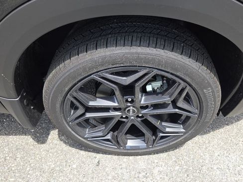 New 2026 Nissan Kicks SR w/ SR Premium Package FWD image 14