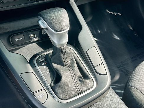 Used 2022 Kia Soul LX w/ Technology Package FWD image 16