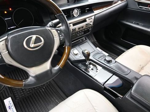 Used 2013 Lexus ES 350 w/ Premium Pkg image 23