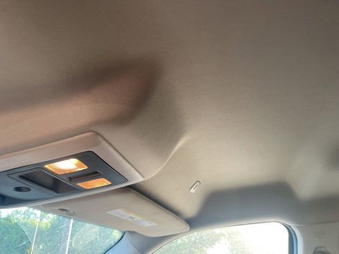 Used 2019 RAM 1500 Classic SLT RWD image 16
