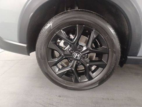 Certified 2025 Honda HR-V Sport image 9