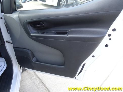 Used 2020 Nissan NV200 SV w/ Back Door Glass Package FWD image 32