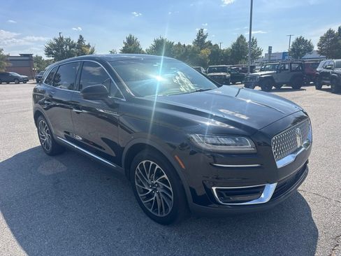 Used 2020 Lincoln Nautilus Reserve AWD/4WD image 3