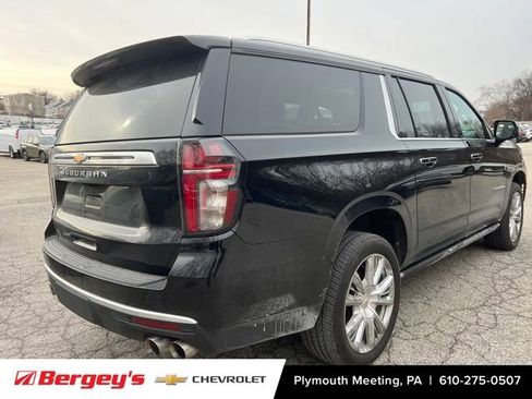 Used 2023 Chevrolet Suburban High Country image 10