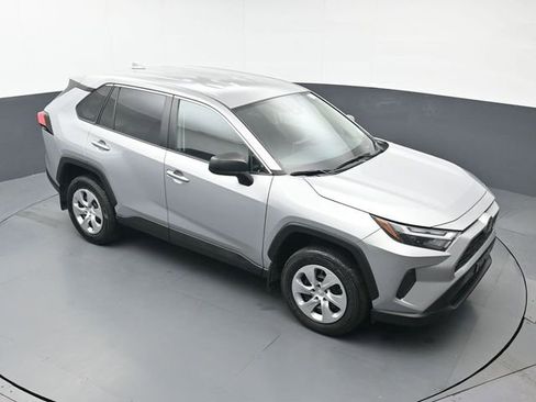 Used 2023 Toyota RAV4 LE image 41