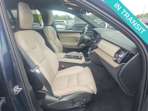 Used 2026 Volvo XC90 T8 Ultra AWD/4WD image 3