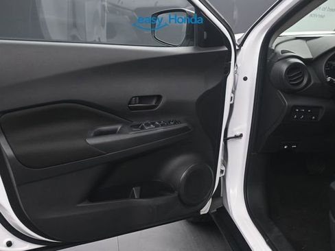 Used 2023 Nissan Kicks S image 16