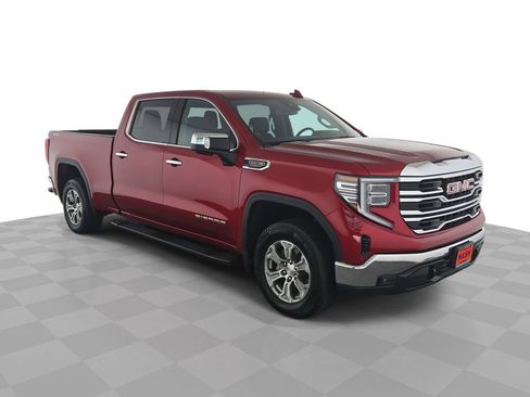 Used 2025 GMC Sierra 1500 SLT w/ SLT Convenience Package AWD/4WD image 1