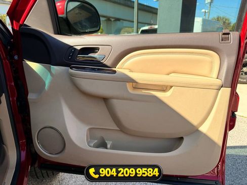 Used 2013 GMC Yukon Denali RWD image 37