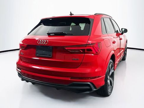 Used 2023 Audi Q3 2.0T Premium w/ Black Optic Sport Package image 8