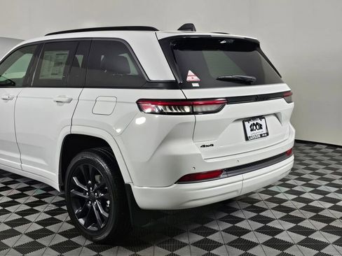 New 2026 Jeep Grand Cherokee Limited AWD/4WD image 14