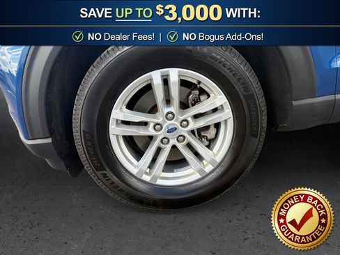 Used 2023 Ford Explorer XLT AWD/4WD image 13