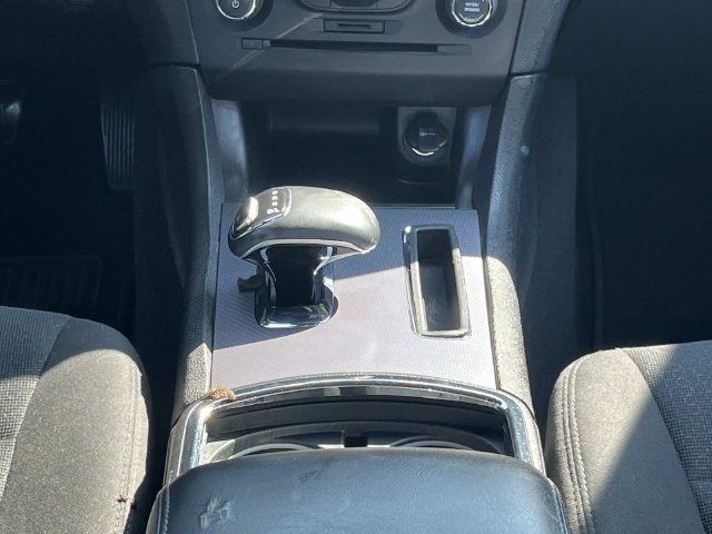 Used 2013 Dodge Charger SXT RWD image 17