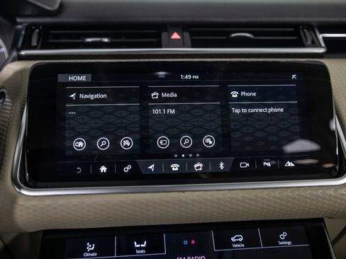 Used 2020 Land Rover Range Rover Velar S AWD/4WD image 28