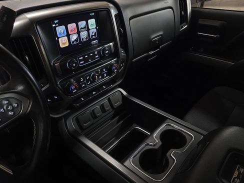Used 2018 Chevrolet Silverado 1500 LT w/ All Star Edition AWD/4WD image 25