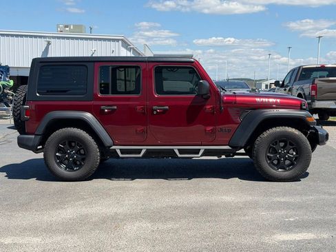 Used 2021 Jeep Wrangler Unlimited Sport AWD/4WD image 4