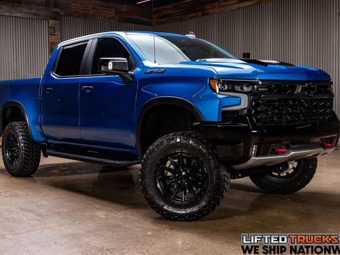 Used 2023 Chevrolet Silverado 1500 ZR2 w/ Technology Package image 1