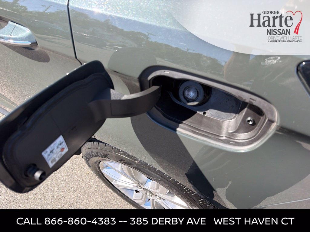 Used 2024 Ford Edge Titanium AWD/4WD image 22