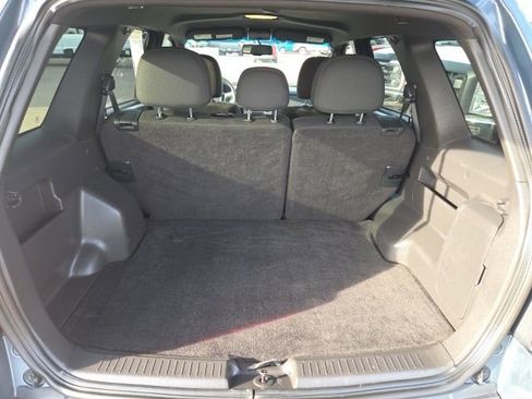 Used 2011 Ford Escape XLT w/ Class II Trailer Tow Pkg image 7