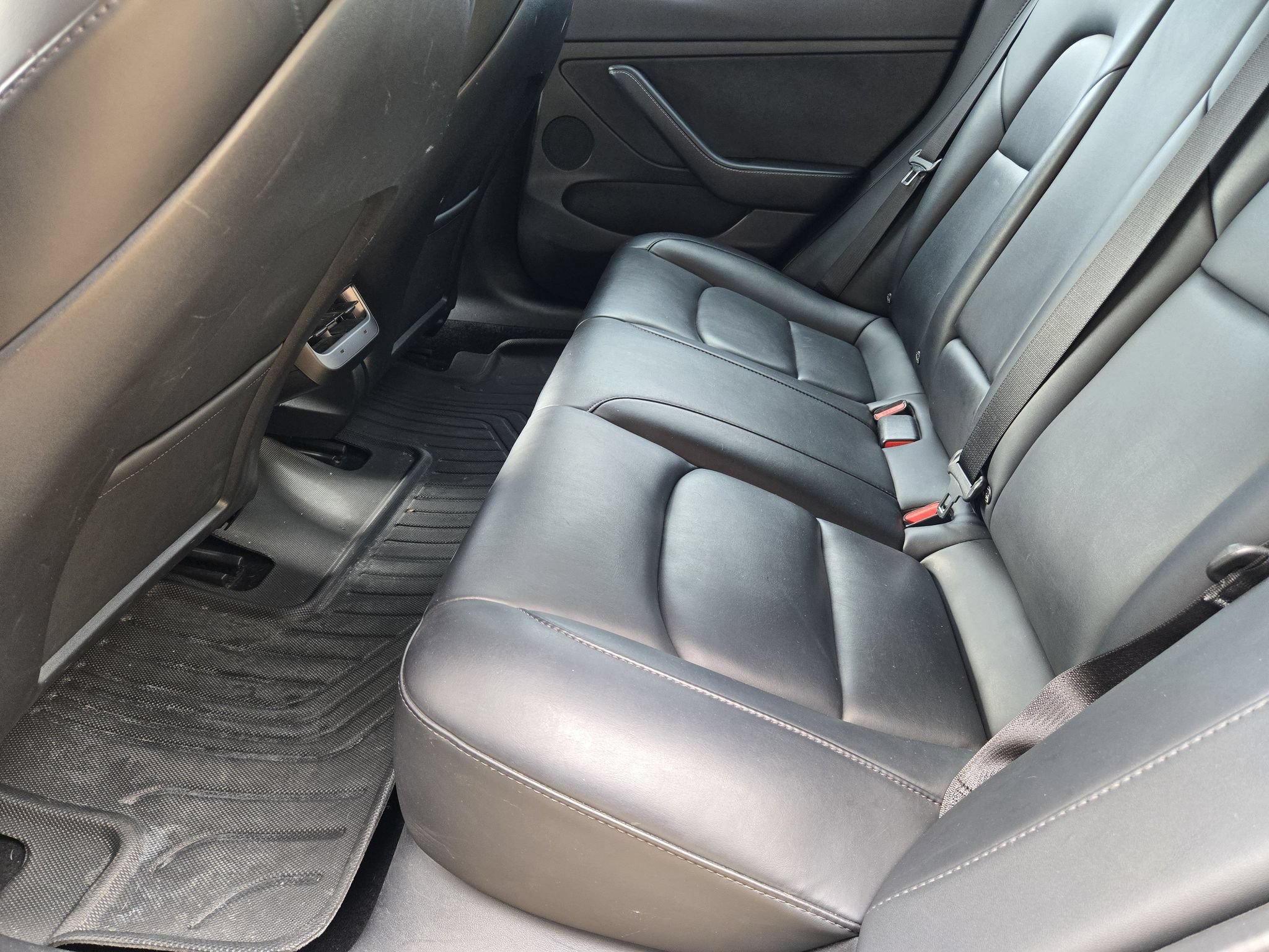 Used 2022 Tesla Model 3 RWD image 29