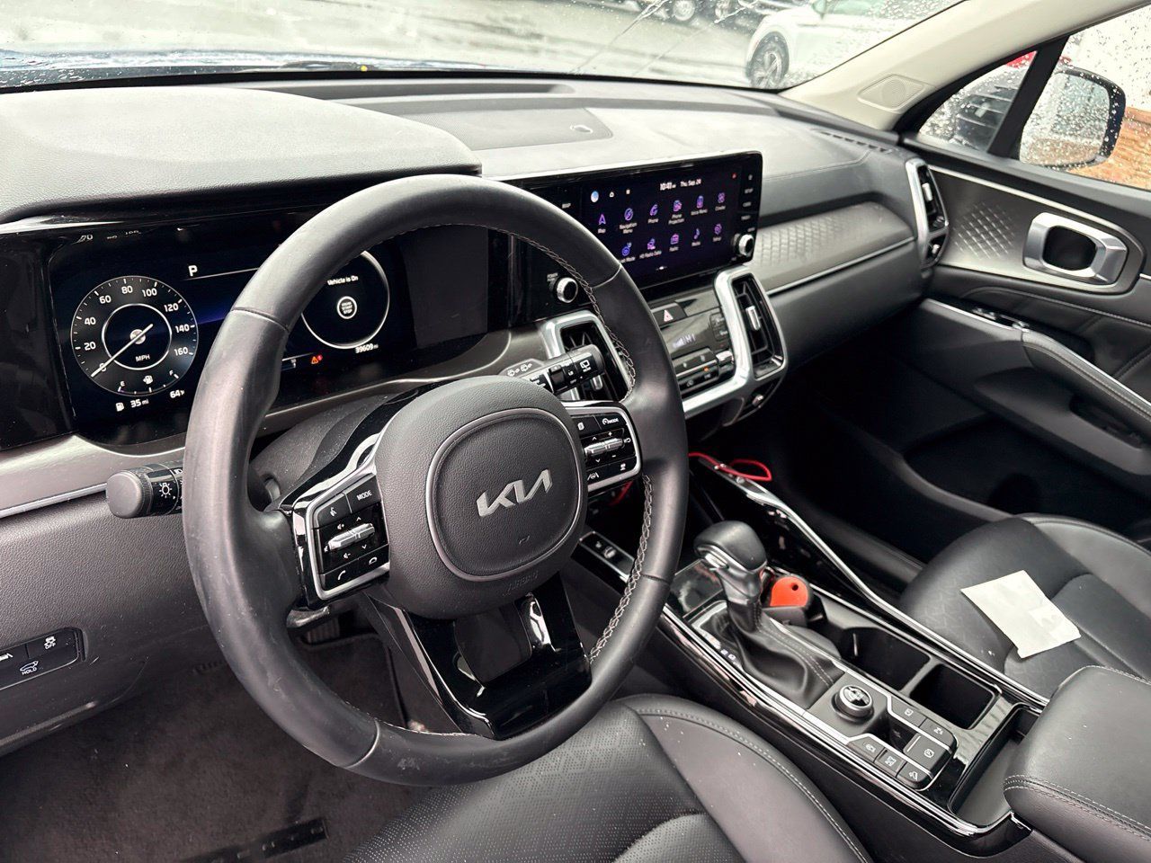 Used 2023 Kia Sorento SX FWD image 4