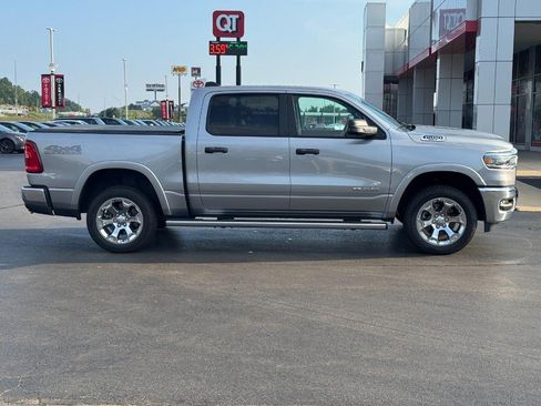 Used 2025 RAM 1500 Big Horn AWD/4WD image 2