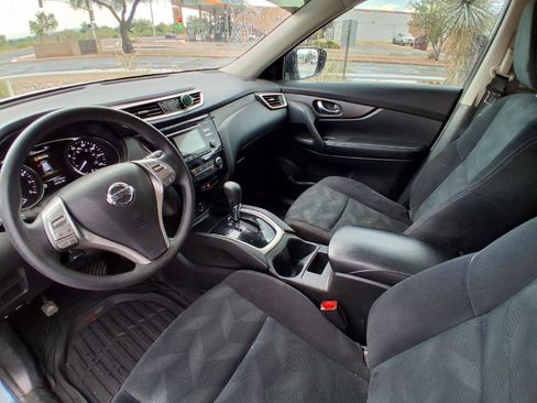 Used 2016 Nissan Rogue S w/ Appearance Package FWD image 15