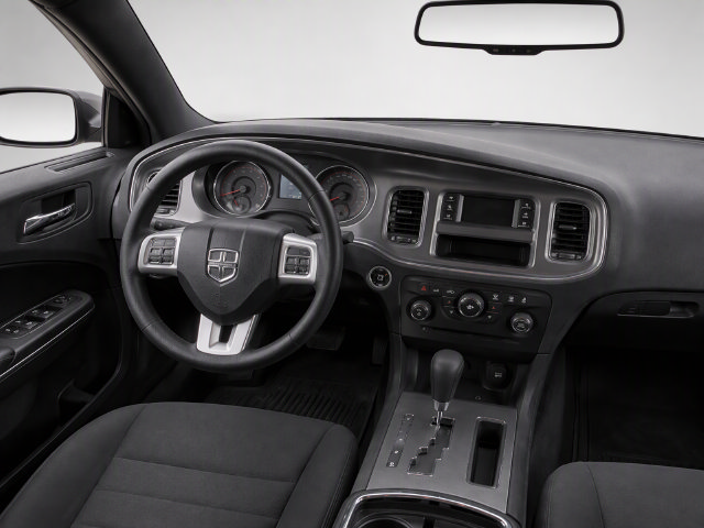 Used 2012 Dodge Charger SE RWD image 21